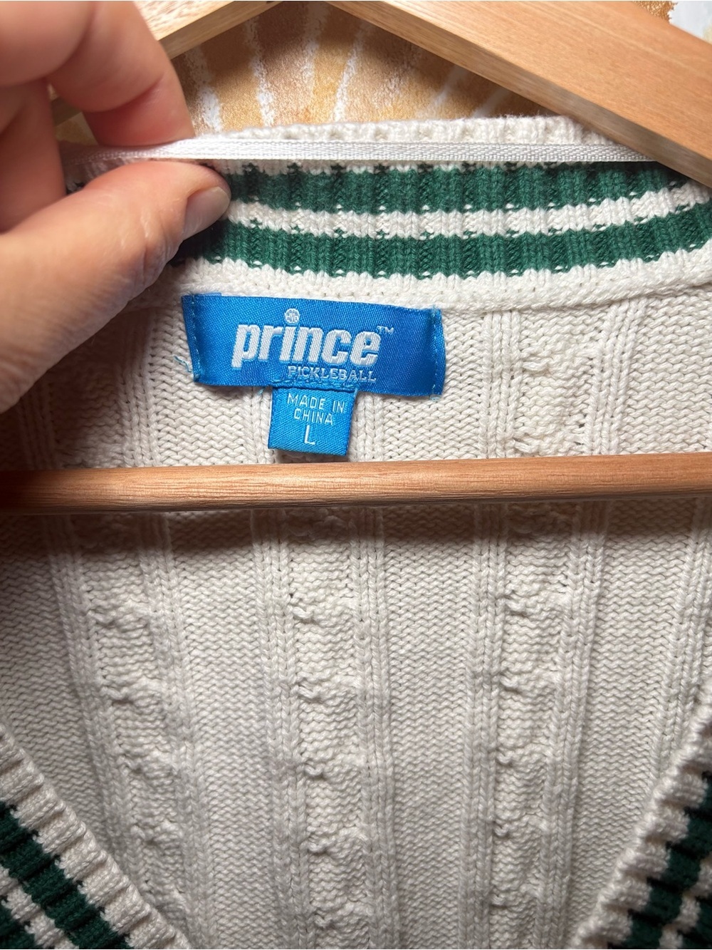 Prince Ivory Cable Knit Cricket Sweater Green Trim V-Neck Preppy TennisPicklebal - Picture 3 of 11